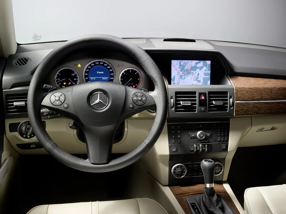Mercedes-Benz GLK (2008-15) (55)