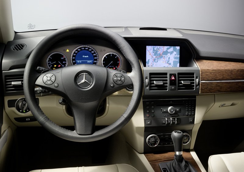 Mercedes-Benz GLK (2008-15) (55)