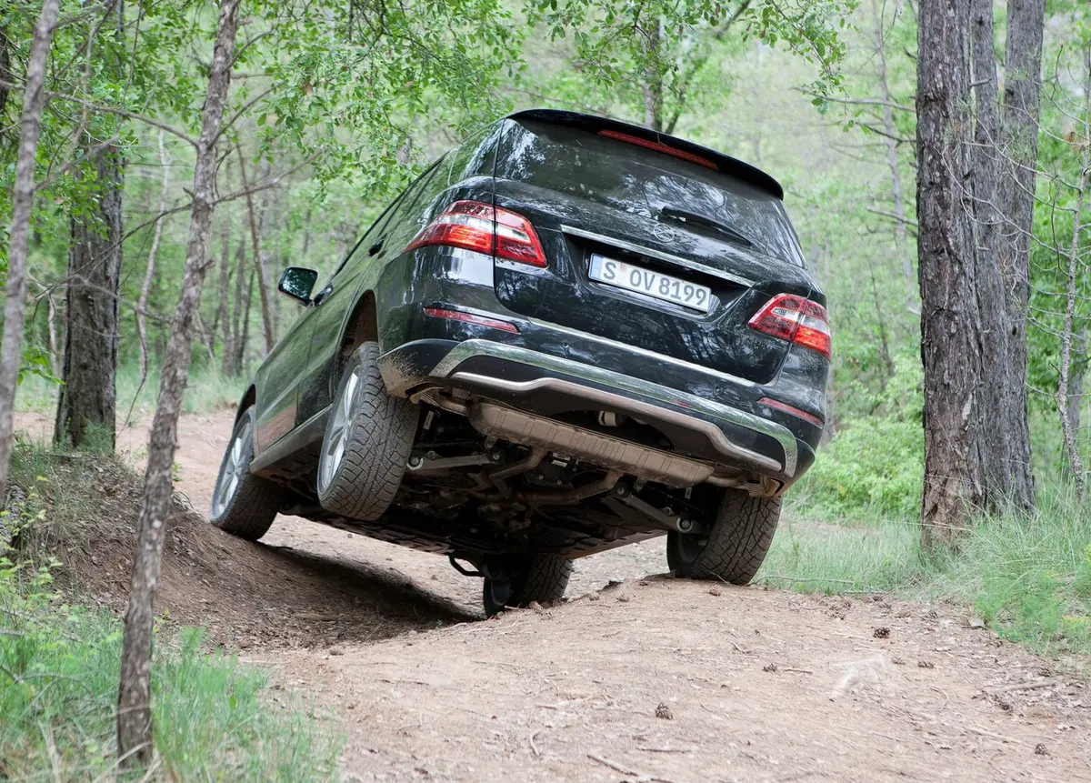Mercedes-Benz Classe ML (2011-15) (27)
