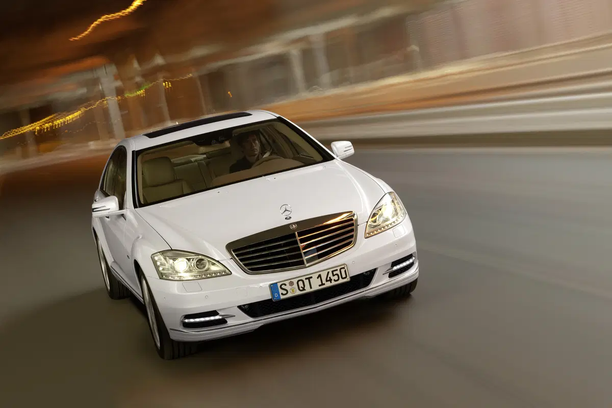Mercedes-Benz Classe S 320 CDI 4Matic Avantgarde Lunga (3)