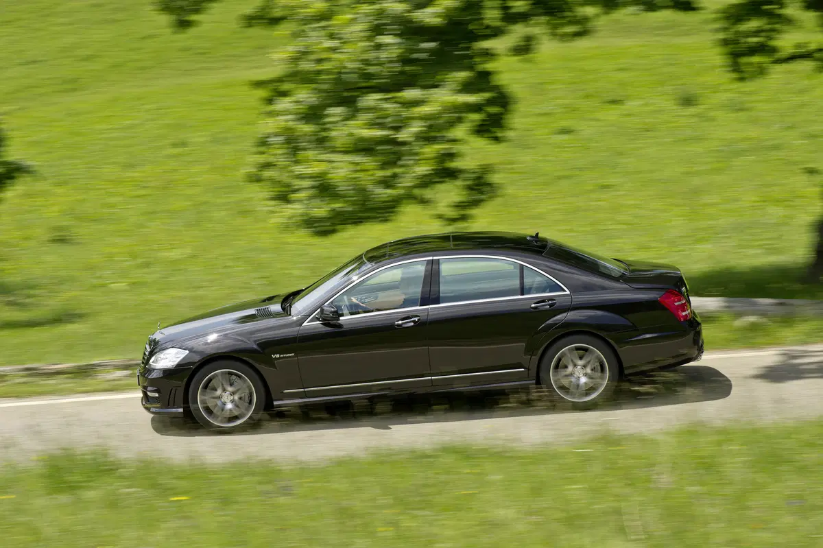 Mercedes-Benz Classe S 320 CDI 4Matic Avantgarde Lunga (17)