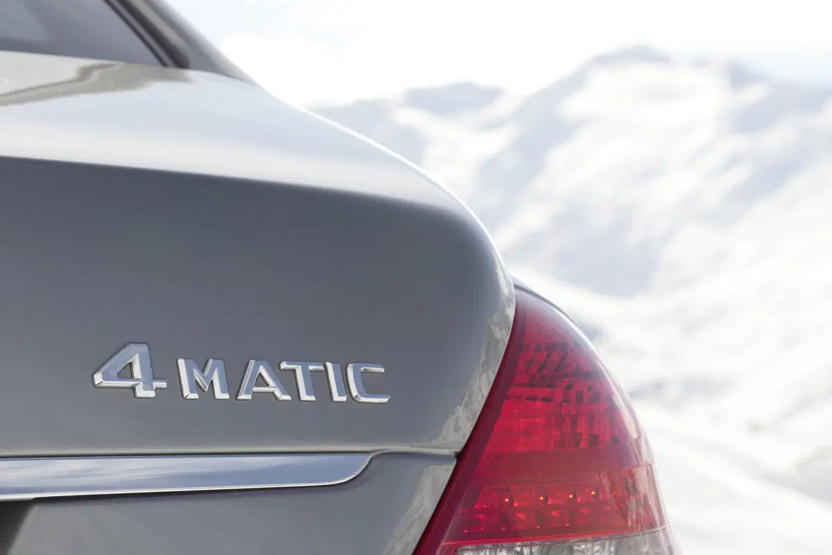 Mercedes-Benz Classe S 320 CDI 4Matic Avantgarde Lunga (48)