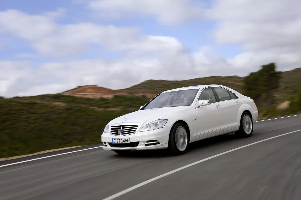 Mercedes-Benz Classe S 320 CDI 4Matic Avantgarde Lunga (49)