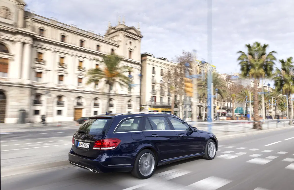 Mercedes-Benz Classe E Station Wagon 350 BlueTEC Automatic Premium (10)