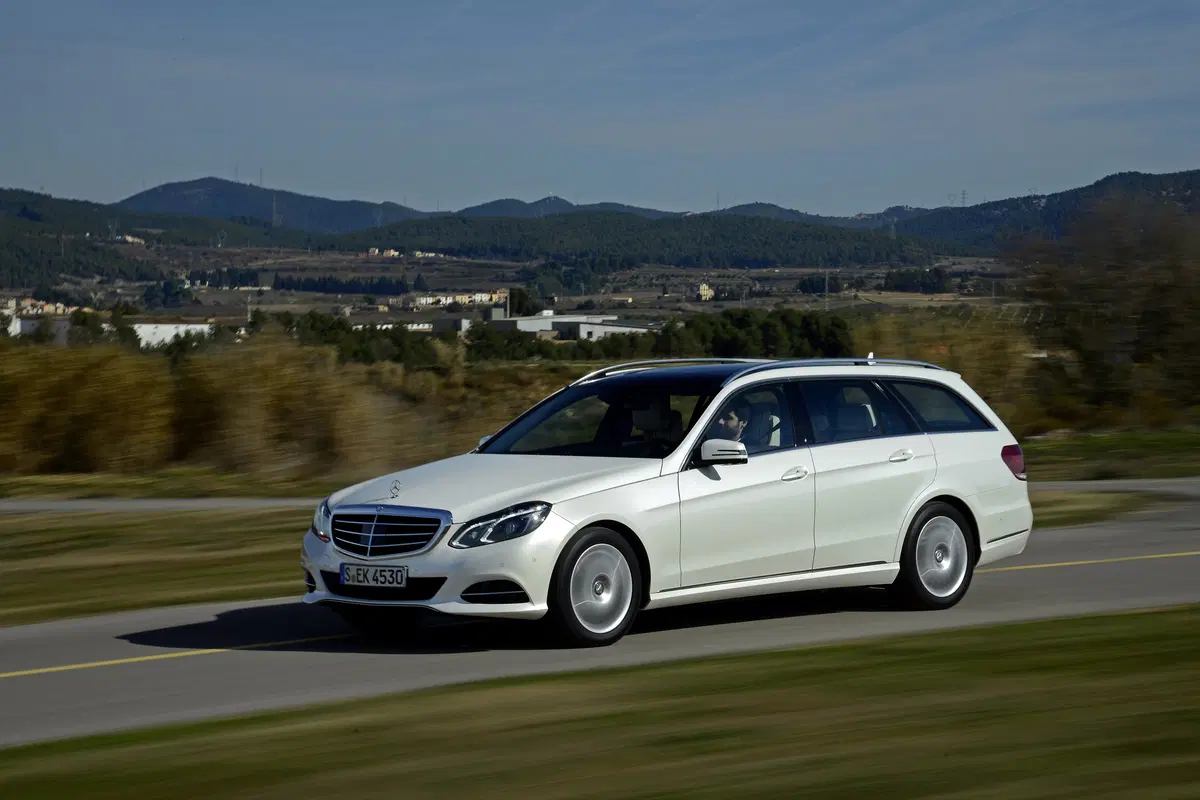 Mercedes-Benz Classe E Station Wagon 350 BlueTEC Automatic Premium (14)