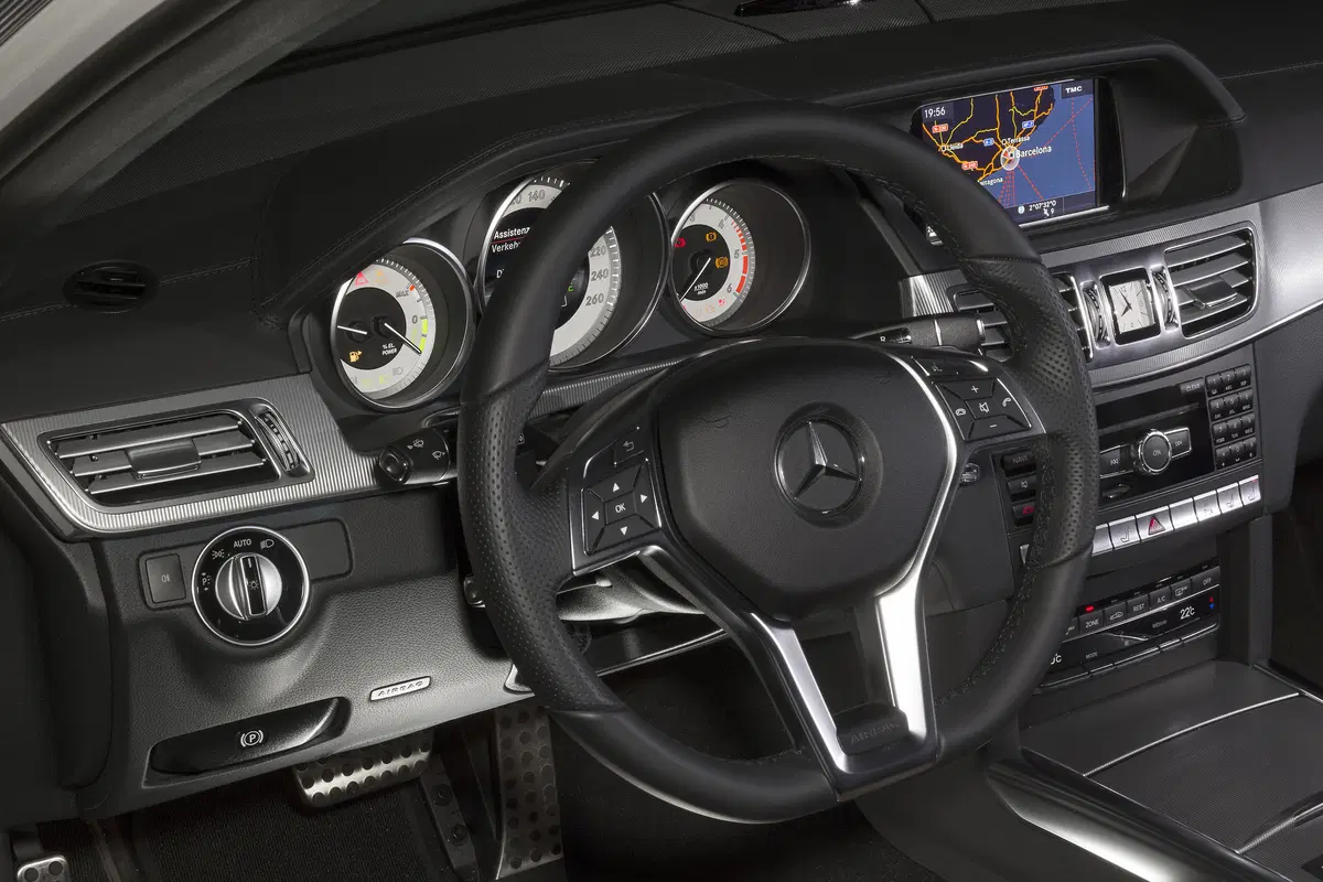 Mercedes-Benz Classe E Station Wagon 350 BlueTEC Automatic Premium (18)