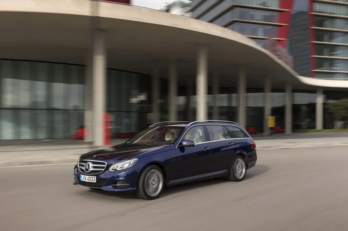 Mercedes-Benz Classe E Station Wagon 350 BlueTEC Automatic Premium (35)
