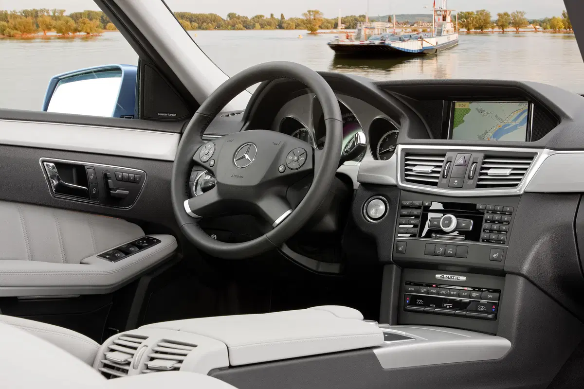Mercedes-Benz Classe E Station Wagon 350 BlueTEC Automatic Premium (69)
