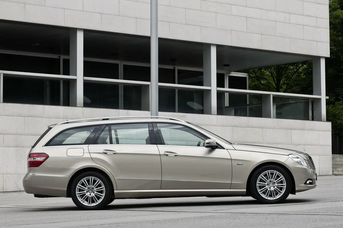 Mercedes-Benz Classe E Station Wagon 350 BlueTEC Automatic Premium (86)