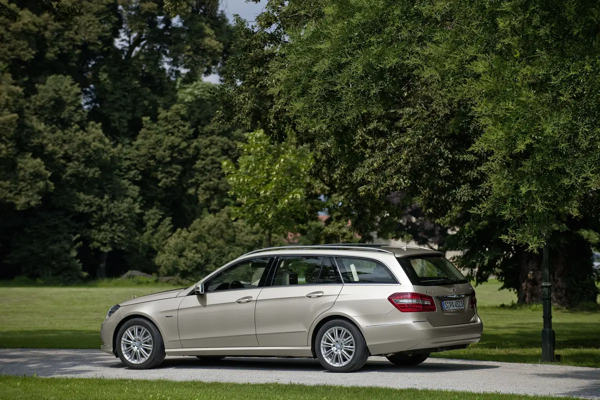 Mercedes-Benz Classe E Station Wagon 350 BlueTEC Automatic Premium (87)