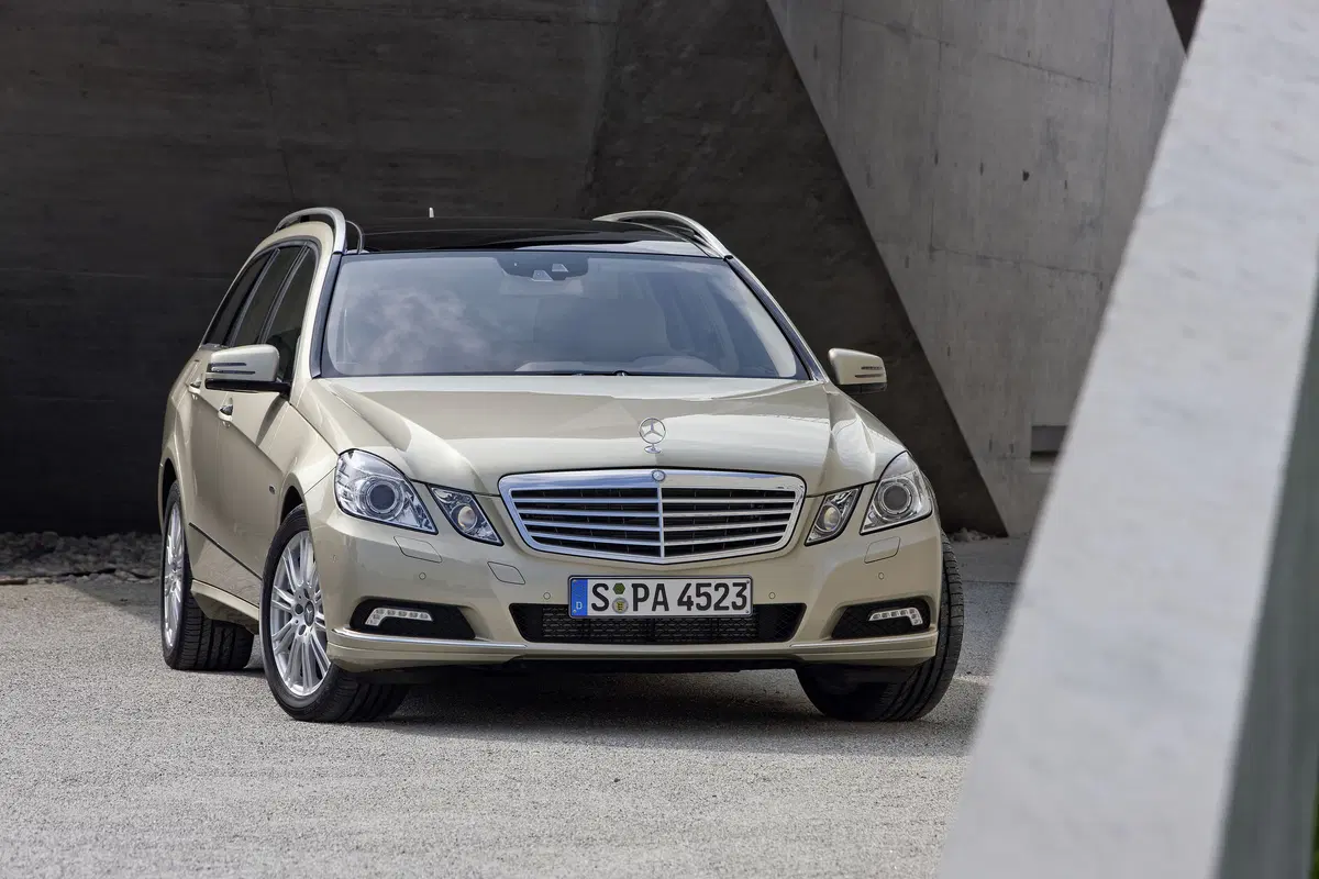 Mercedes-Benz Classe E Station Wagon 350 BlueTEC Automatic Premium (88)
