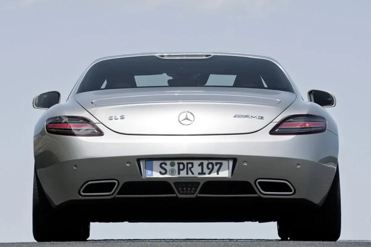 Mercedes-Benz SLS (2009-14) (23)