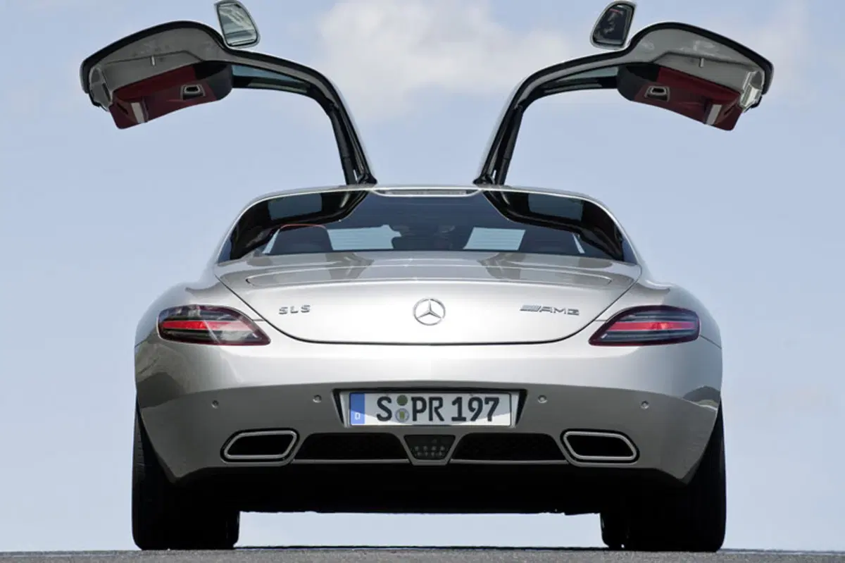 Mercedes-Benz SLS (2009-14) (24)