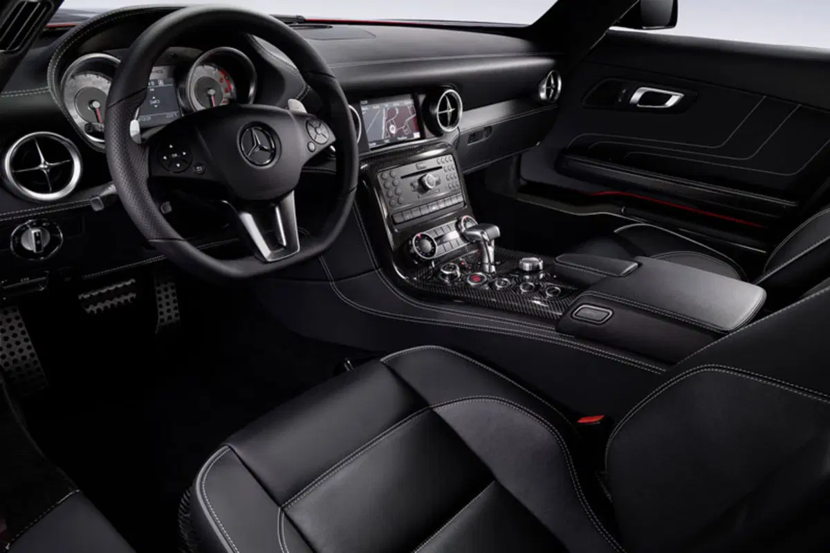Mercedes-Benz SLS (2009-14) (25)