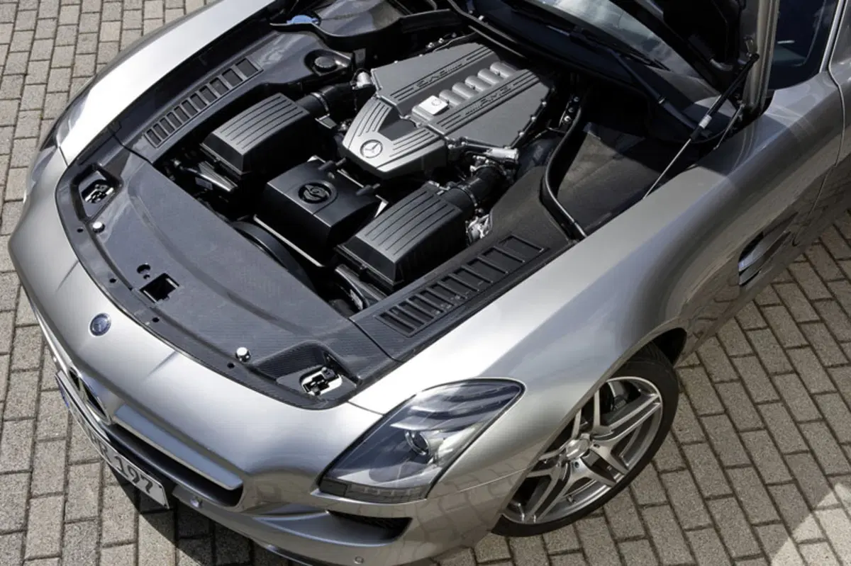 Mercedes-Benz SLS (2009-14) (32)