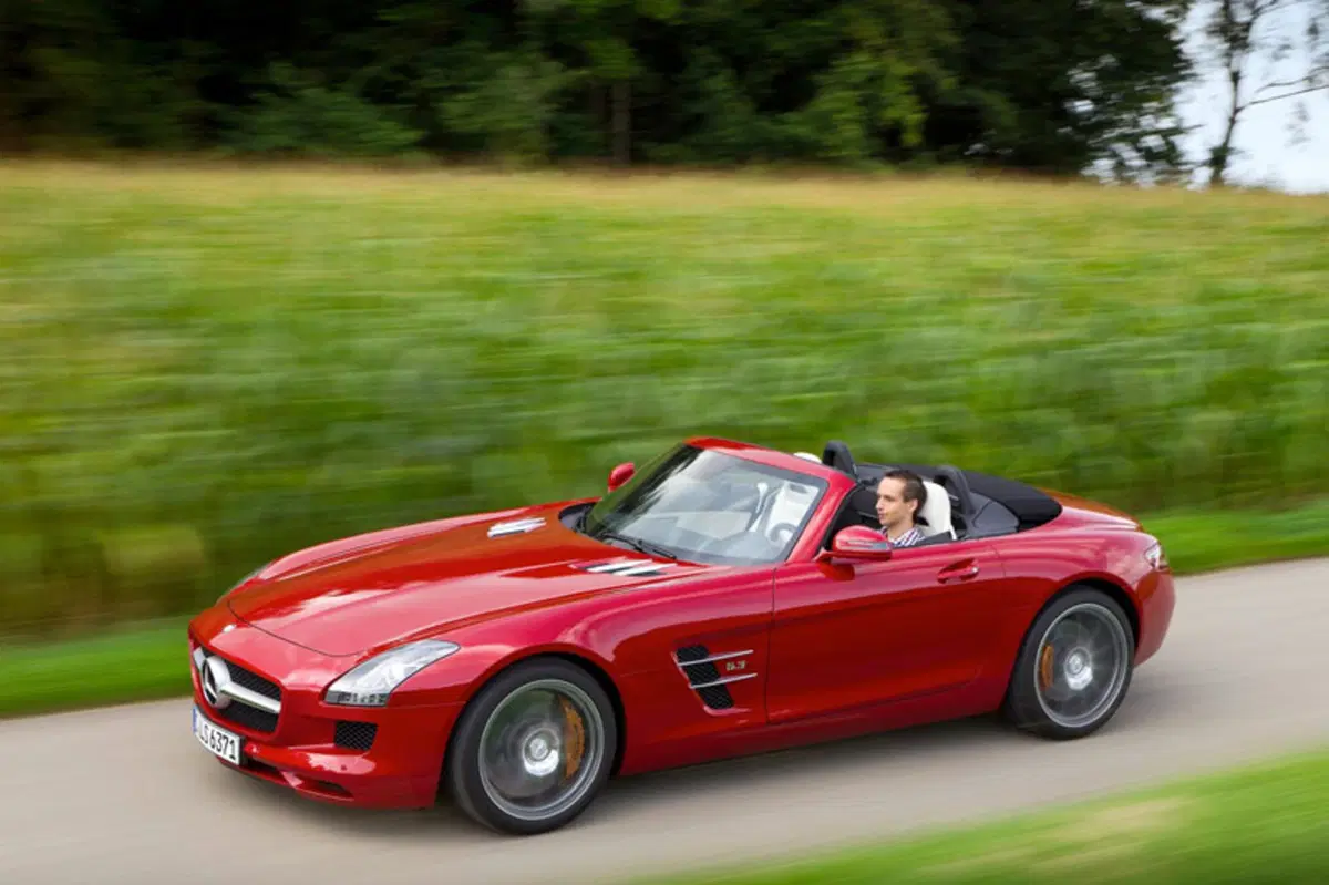 Mercedes-Benz SLS (2009-14) (39)