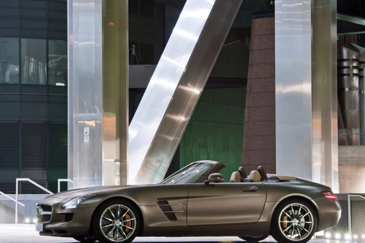 Mercedes-Benz SLS (2009-14) (41)