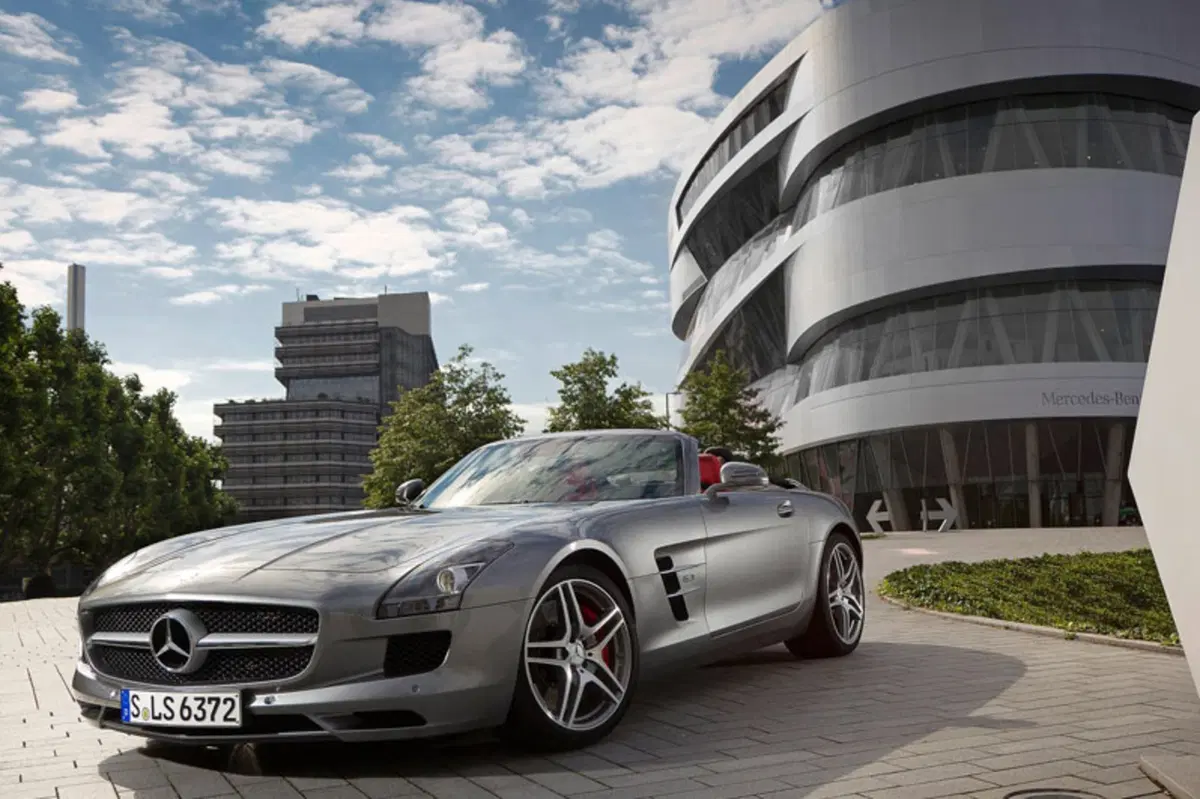 Mercedes-Benz SLS (2009-14) (49)