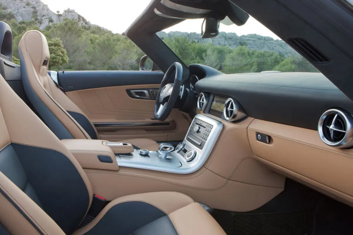 Mercedes-Benz SLS (2009-14) (59)