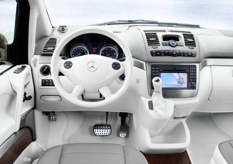 Mercedes-Benz Viano (2010-14) (12)