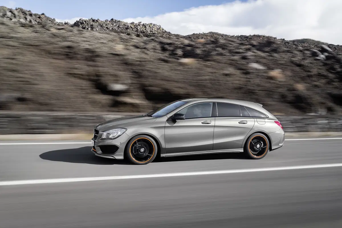 Mercedes-Benz CLA Shooting Brake 200 d 4Matic Automatic Business (9)