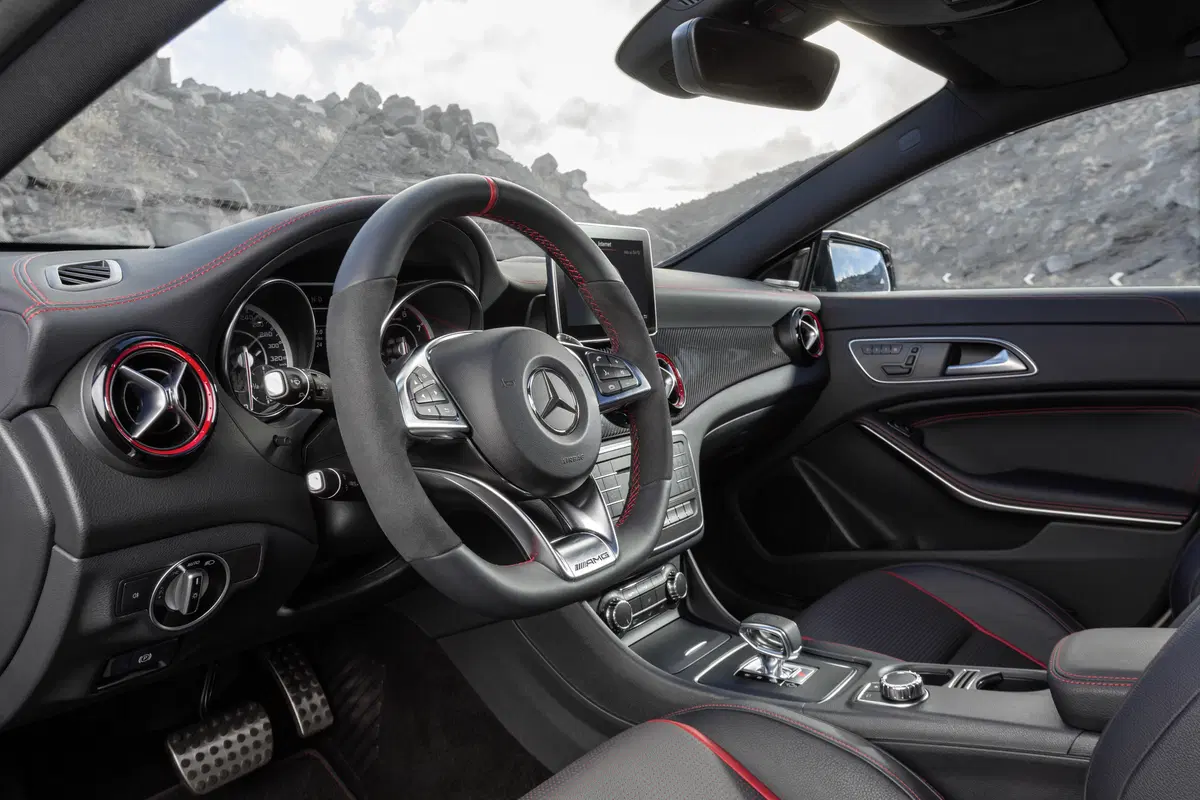 Mercedes-Benz CLA Shooting Brake 200 d 4Matic Automatic Business (12)