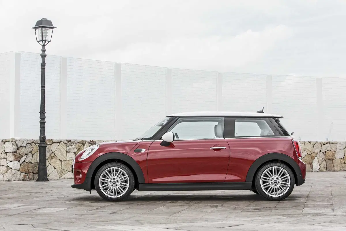 MINI Mini 2.0 Cooper S Resolute (2)