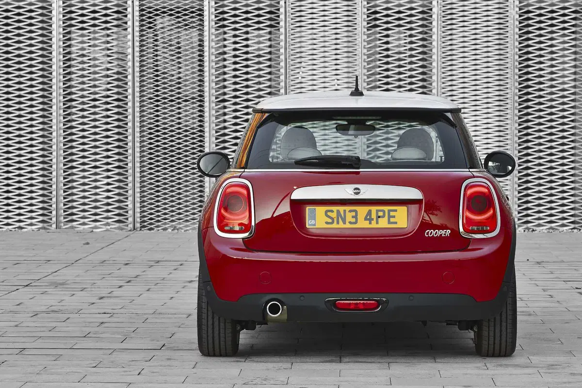MINI Mini 2.0 Cooper S Resolute (5)