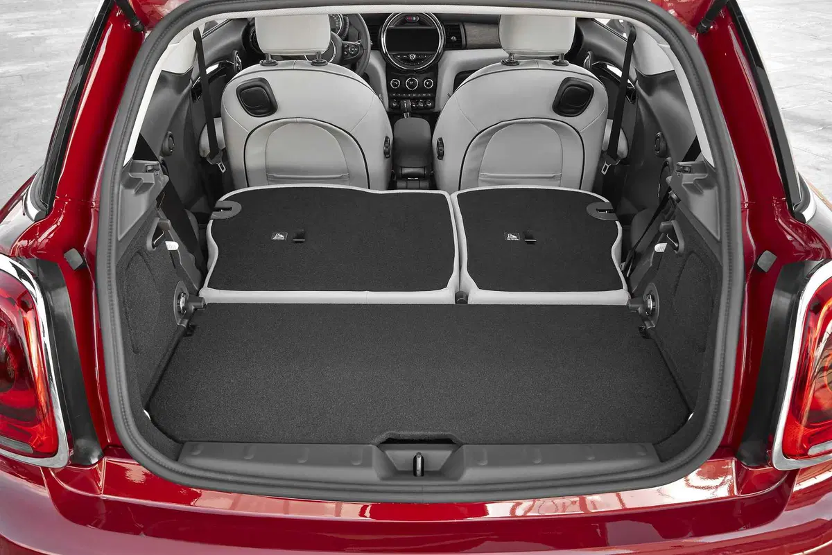 MINI Mini 2.0 Cooper S Resolute (14)