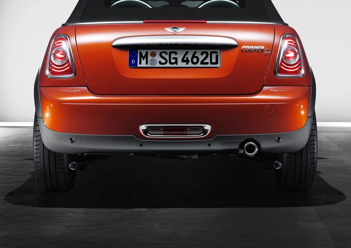 MINI Mini Cabrio 2.0 16V Cooper SD Cabrio (18)