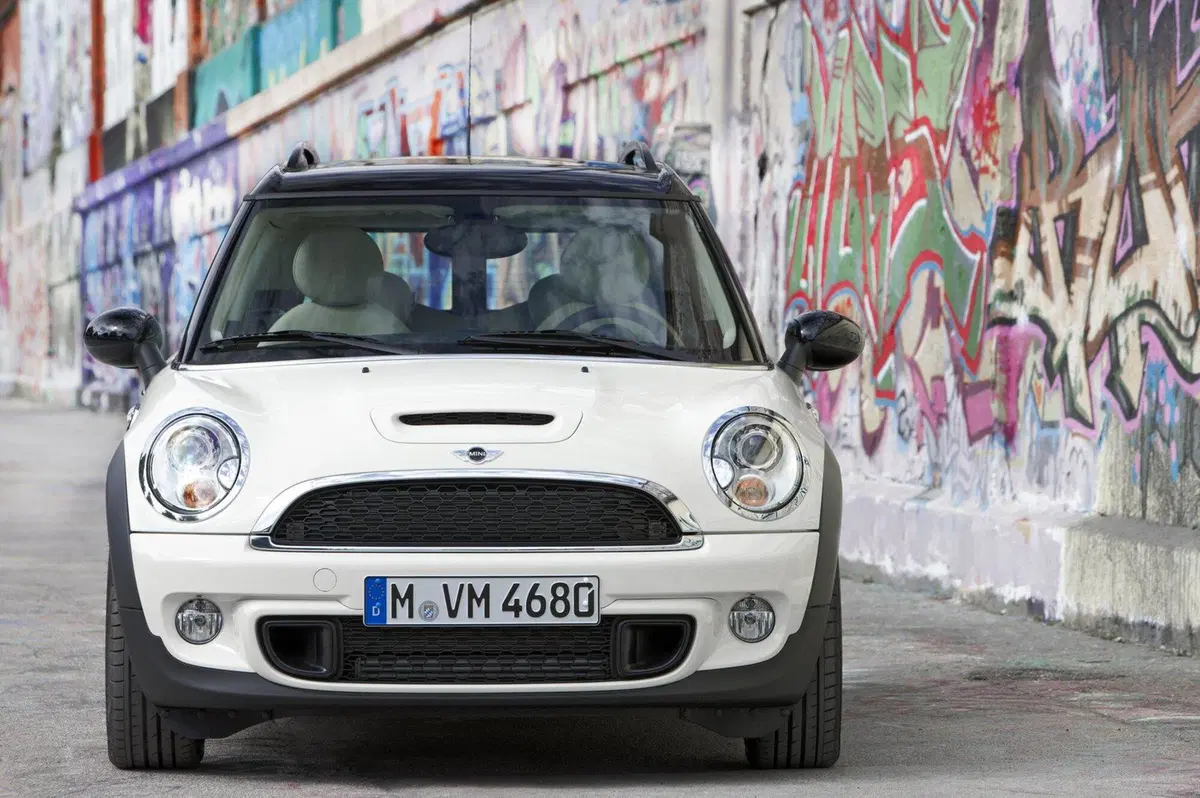 MINI Mini Clubman (2007-14) (3)