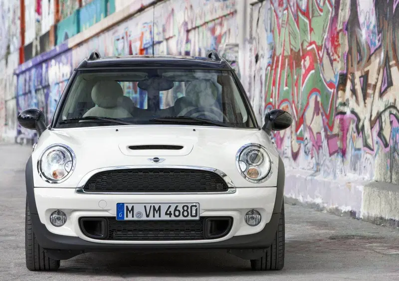 MINI Mini Clubman (2007-14) (3)