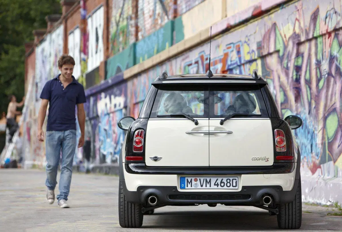 MINI Mini Clubman (2007-14) (7)