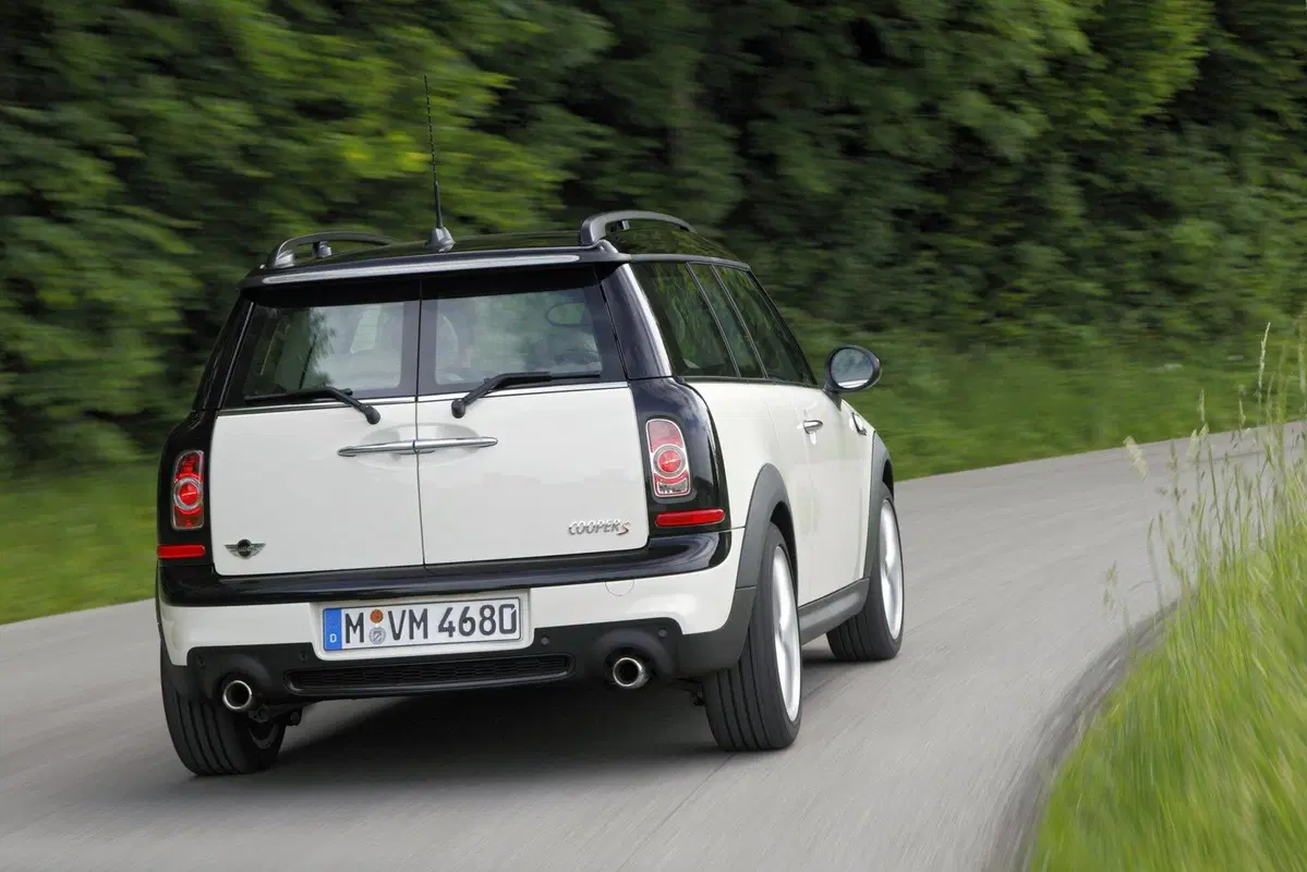 MINI Mini Clubman (2007-14) (15)