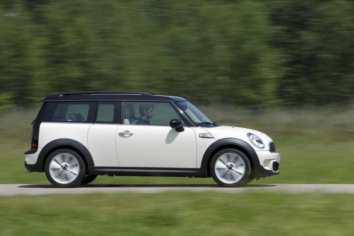 MINI Mini Clubman (2007-14) (16)
