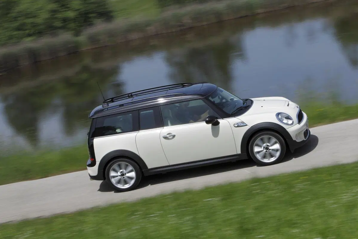 MINI Mini Clubman (2007-14) (18)