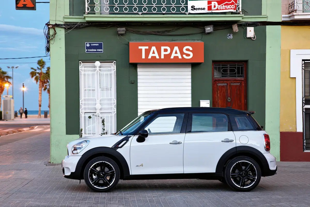 MINI Mini Countryman 2.0 Cooper D Park Lane Plus Countryman ALL4 Automatica (8)