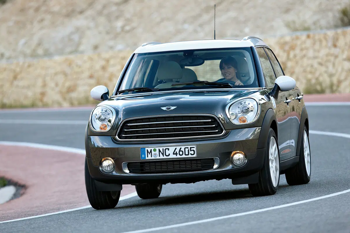 MINI Mini Countryman 2.0 Cooper D Park Lane Plus Countryman ALL4 Automatica (15)