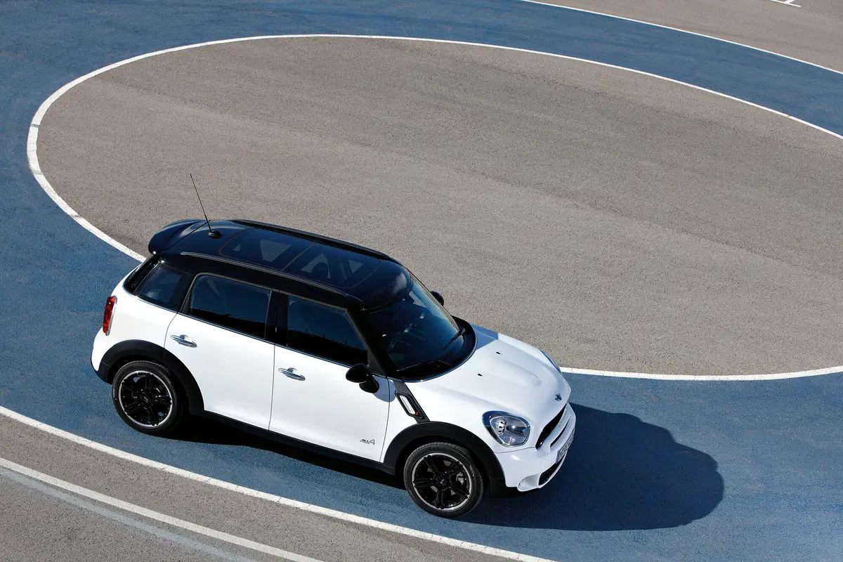 MINI Mini Countryman 2.0 Cooper D Park Lane Plus Countryman ALL4 Automatica (16)