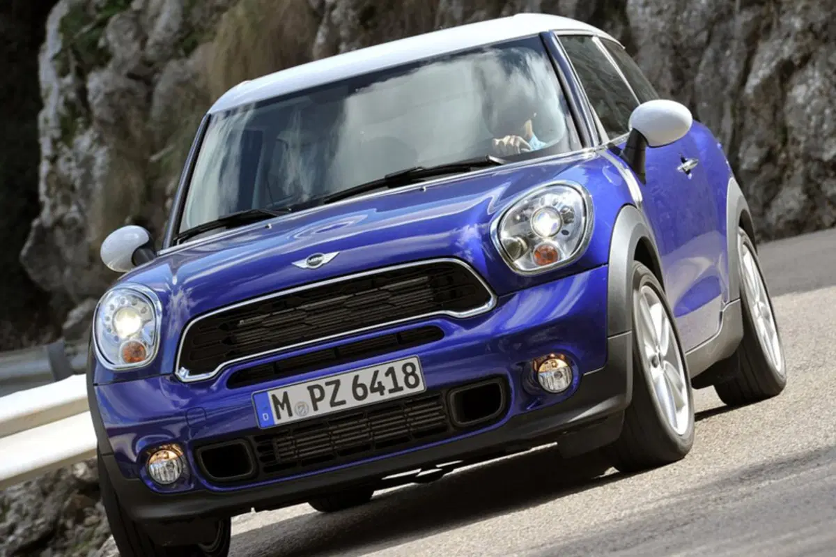 MINI Mini Paceman 1.6 Cooper D Paceman (8)