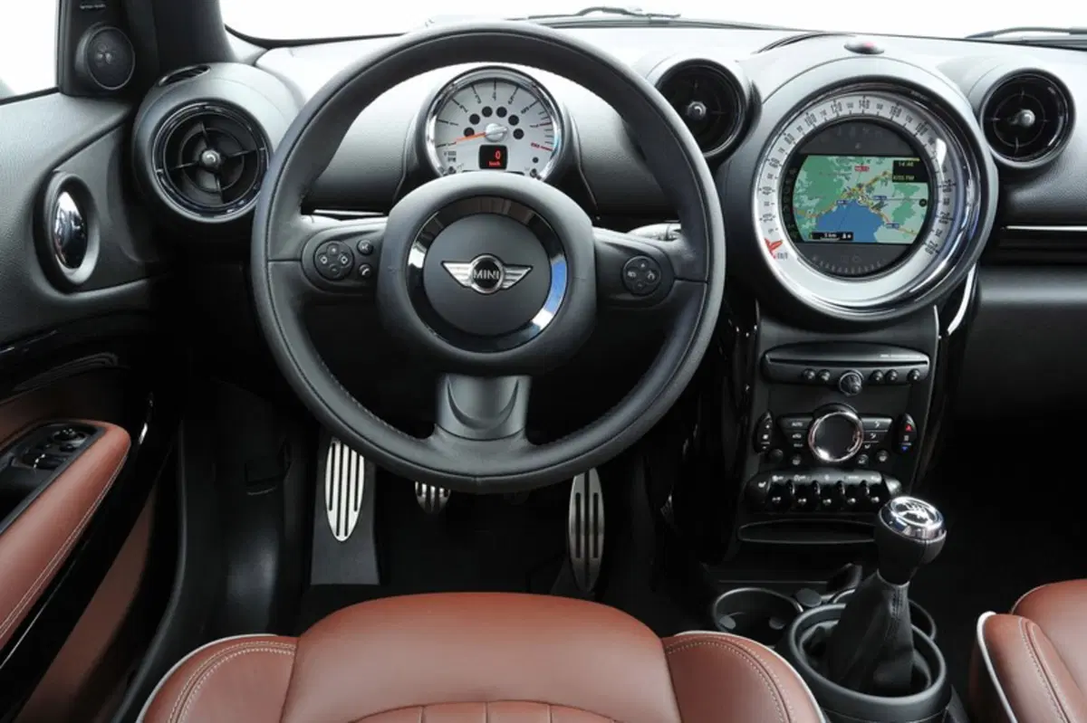 MINI Mini Paceman 1.6 Cooper D Paceman (22)