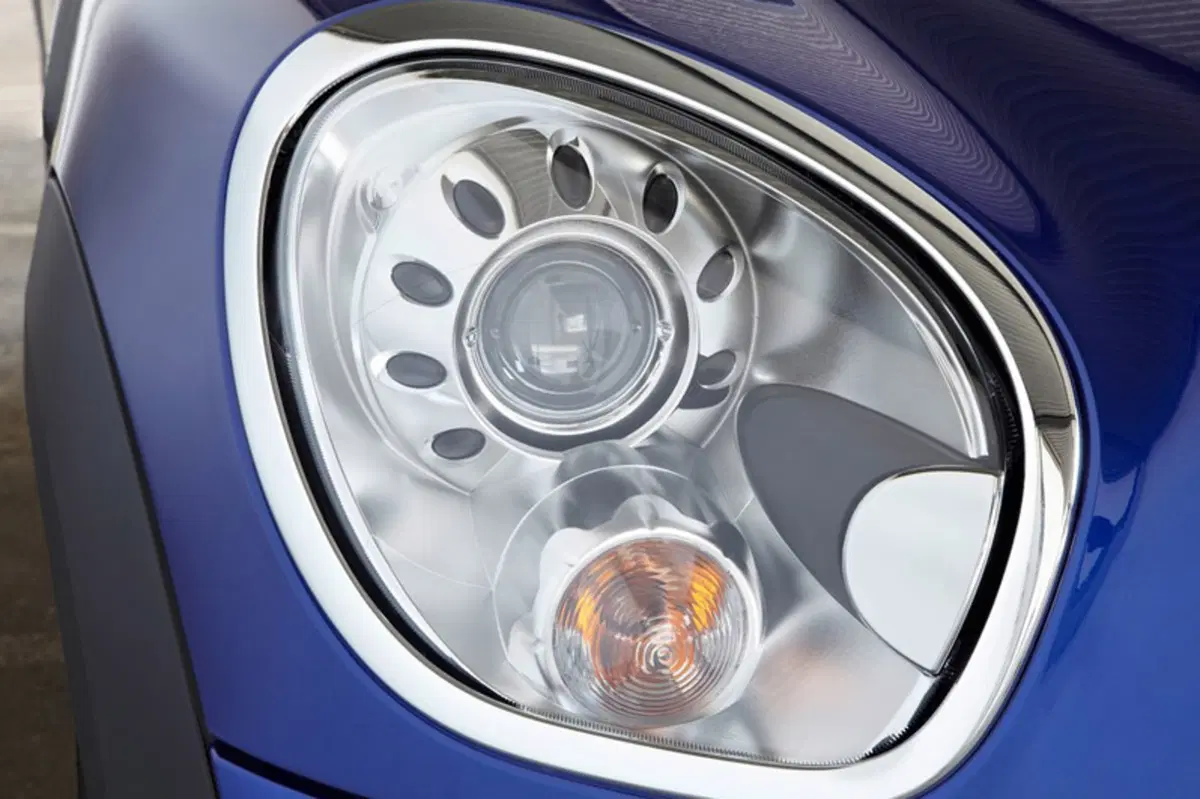 MINI Mini Paceman 1.6 Cooper D Paceman (33)