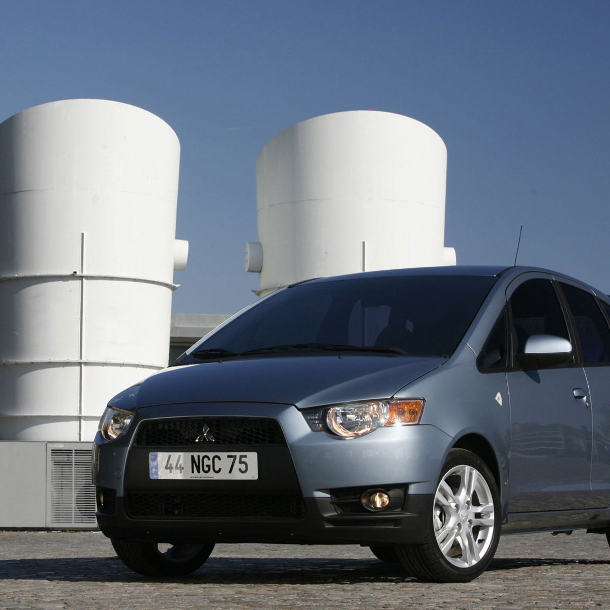 Mitsubishi Colt (2009-12)