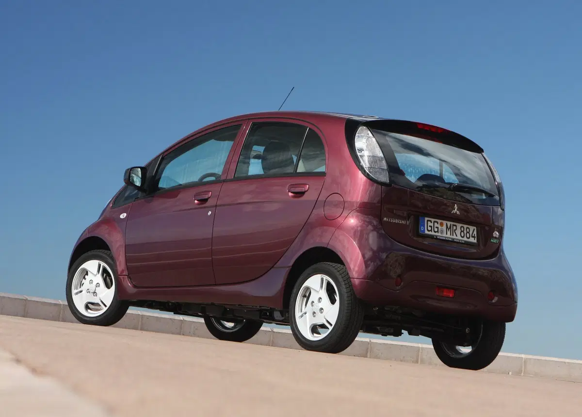 Mitsubishi i-MiEV (2010-19) (9)