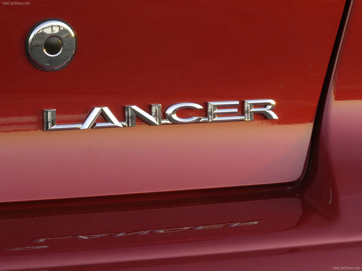 Mitsubishi Lancer (2008-11) (10)