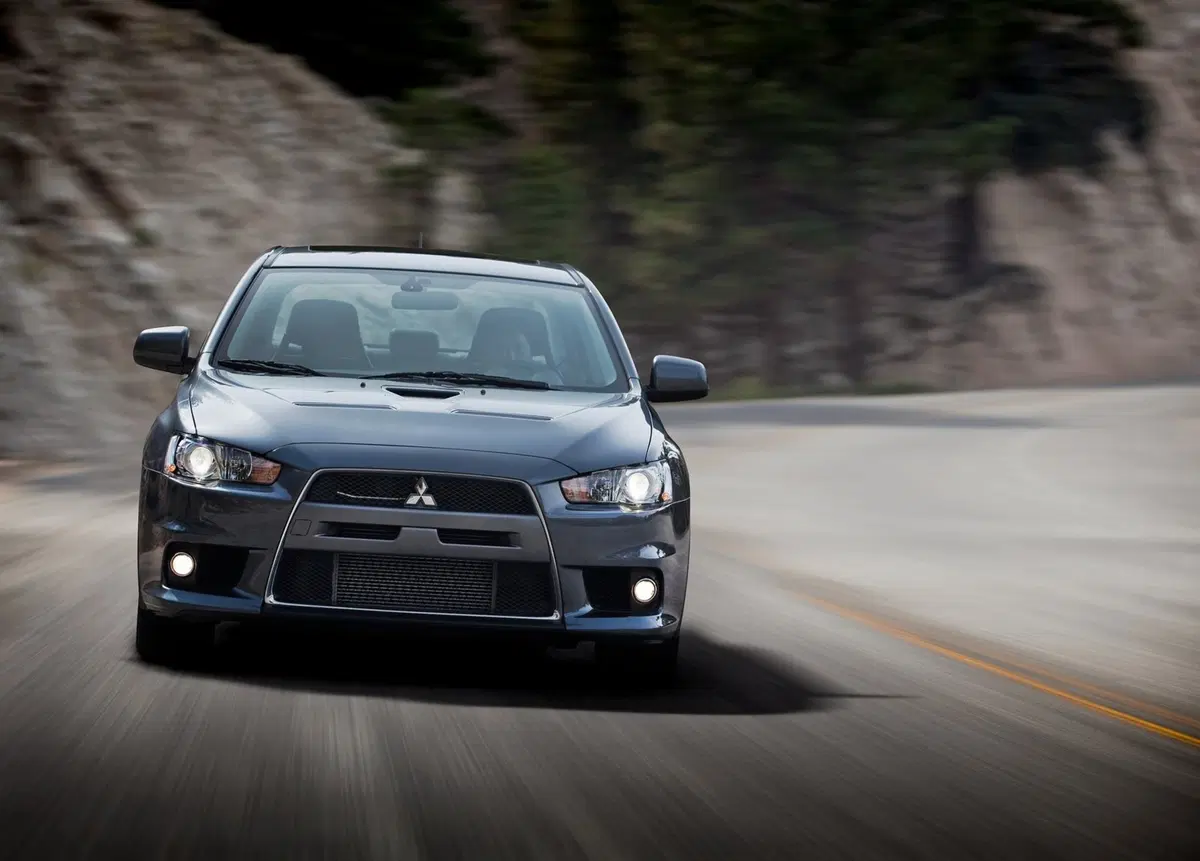Mitsubishi Lancer Evolution (2008-12) (11)
