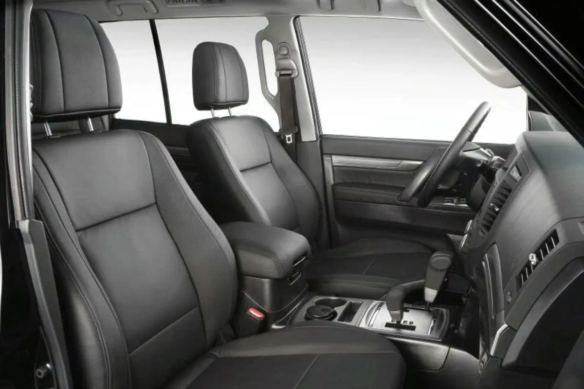 Mitsubishi Pajero (2006-19) (15)