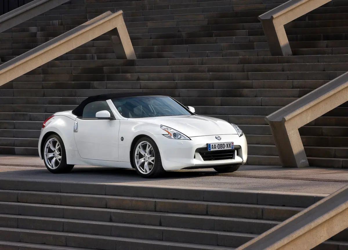 Nissan 370Z Cabrio (2010-20) (5)