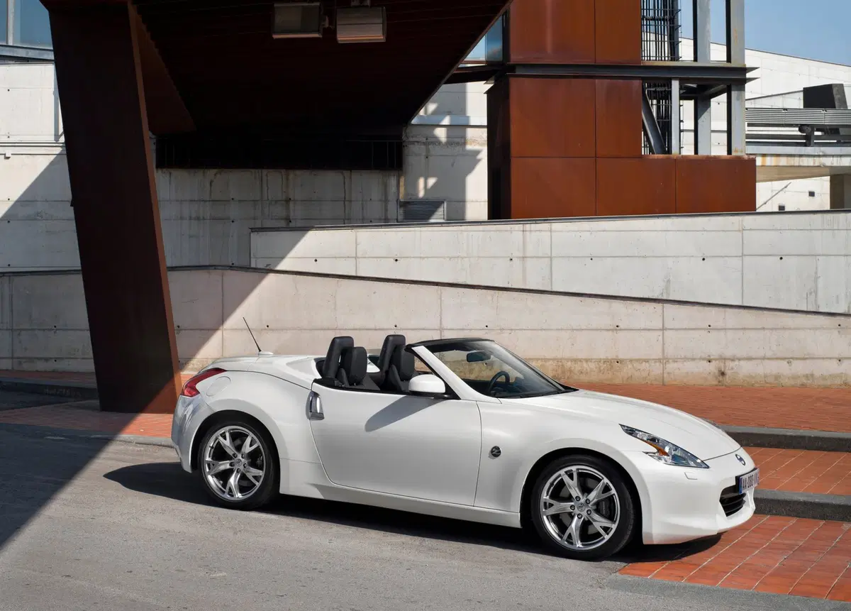 Nissan 370Z Cabrio (2010-20) (7)