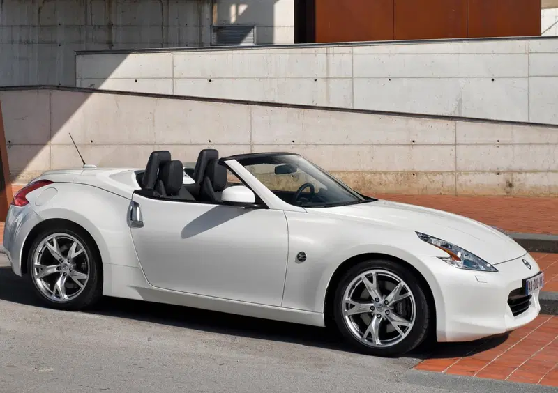 Nissan 370Z Cabrio (2010-20) (7)